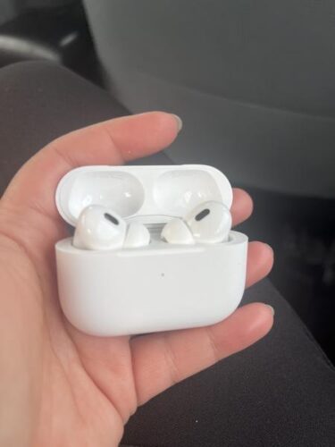 Apple AirPods Pro 2（エアーポッズ プロ 2） MagSafe充電ケース（USB-C）付き ワイヤレスヘッドフォン MTJV3J/A photo review