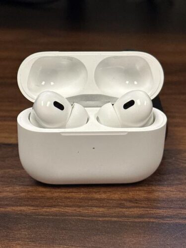 Apple AirPods Pro 2（エアーポッズ プロ 2） MagSafe充電ケース（USB-C）付き ワイヤレスヘッドフォン MTJV3J/A photo review