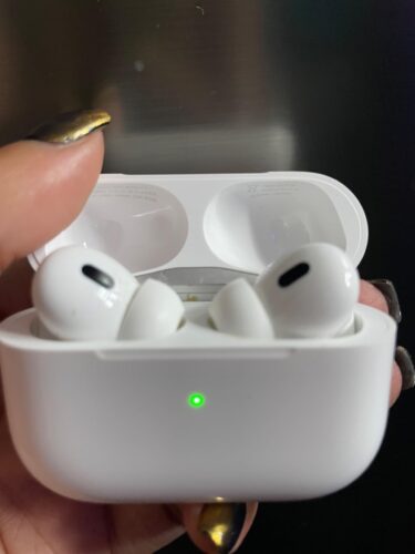 Apple AirPods Pro 2（エアーポッズ プロ 2） MagSafe充電ケース（USB-C）付き ワイヤレスヘッドフォン MTJV3J/A photo review
