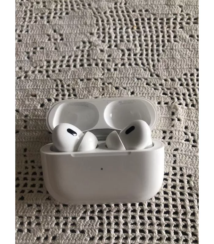 Apple AirPods Pro 2（エアーポッズ プロ 2） MagSafe充電ケース（USB-C）付き ワイヤレスヘッドフォン MTJV3J/A photo review