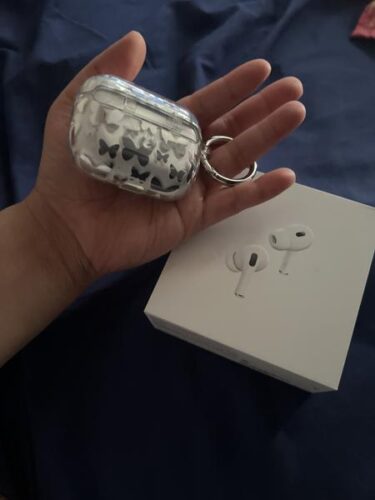 Apple AirPods Pro 2（エアーポッズ プロ 2） MagSafe充電ケース（USB-C）付き ワイヤレスヘッドフォン MTJV3J/A photo review